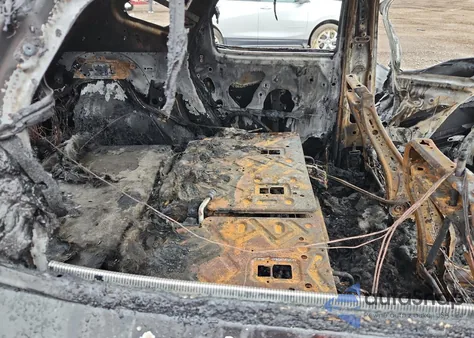 2020 Chevrolet Blazer 3Lt из США, поврежденный, VIN 3GNKBJRS9LS555823